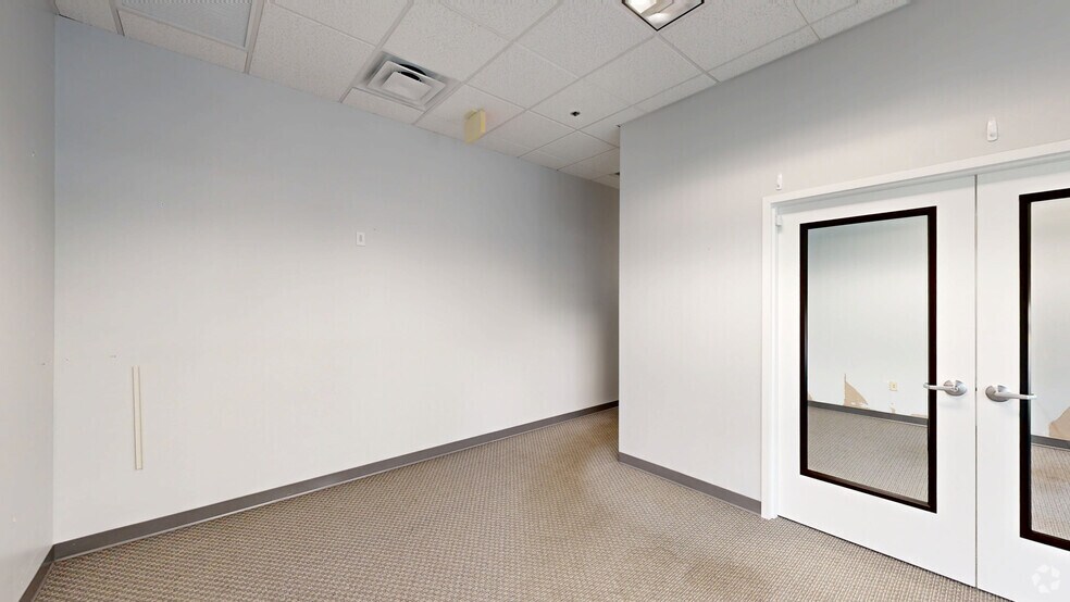 7300-7356 Greenbriar Pky, Orlando, FL à louer - Numérisation 3D Matterport – Image 3 sur 32