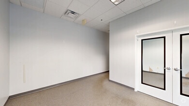 7300-7356 Greenbriar Pky, Orlando, FL à louer Numérisation 3D Matterport– Image 1 sur 7