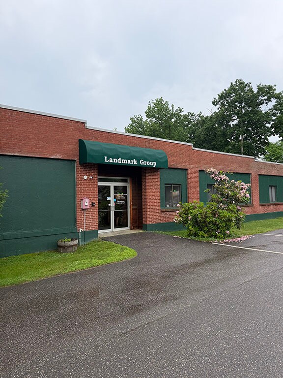 Landmark Self Storage portefeuille de 2 biens à vendre sur LoopNet.fr Photo de l’immeuble– Image 1 sur 9