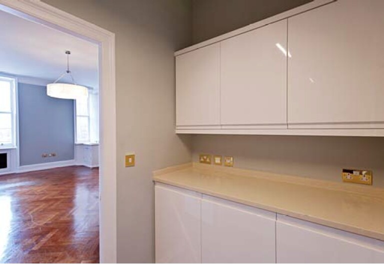 86 Harley St, Londres à louer - Photo de l’immeuble – Image 3 sur 3
