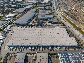 921 S Azusa Ave, City of Industry, CA à louer Photo intérieure– Image 1 sur 3