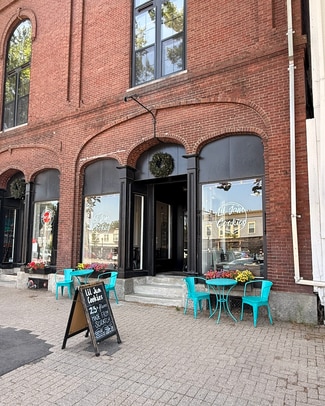 Plus de détails pour 146 Maine st, Brunswick, ME - Local commercial à louer