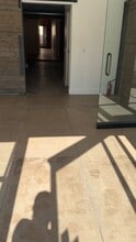 633 9th Ave, San Diego, CA à louer - Vidéo sur l’annonce professionnelle
