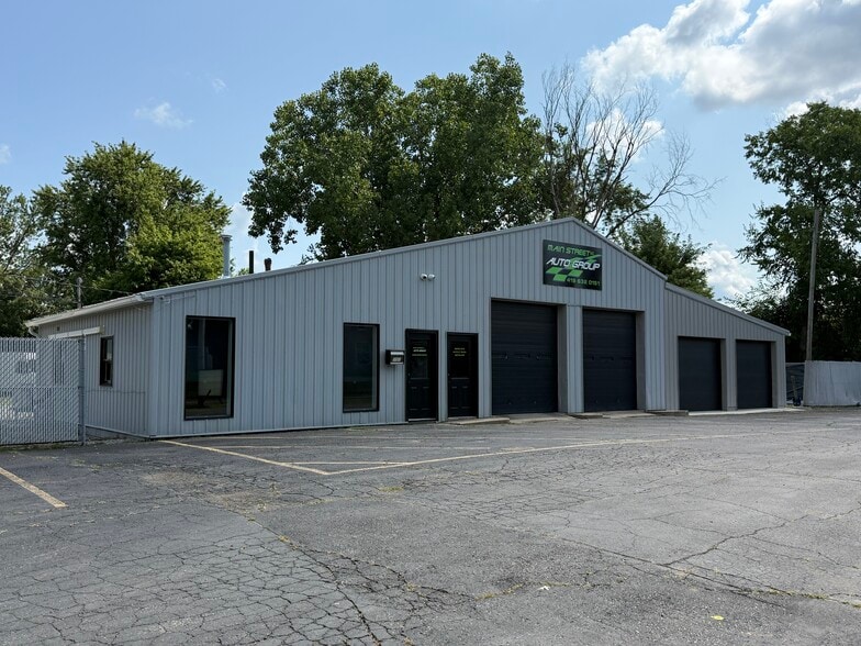 707 W Main St, Crestline, OH à vendre - Photo principale – Image 1 sur 16