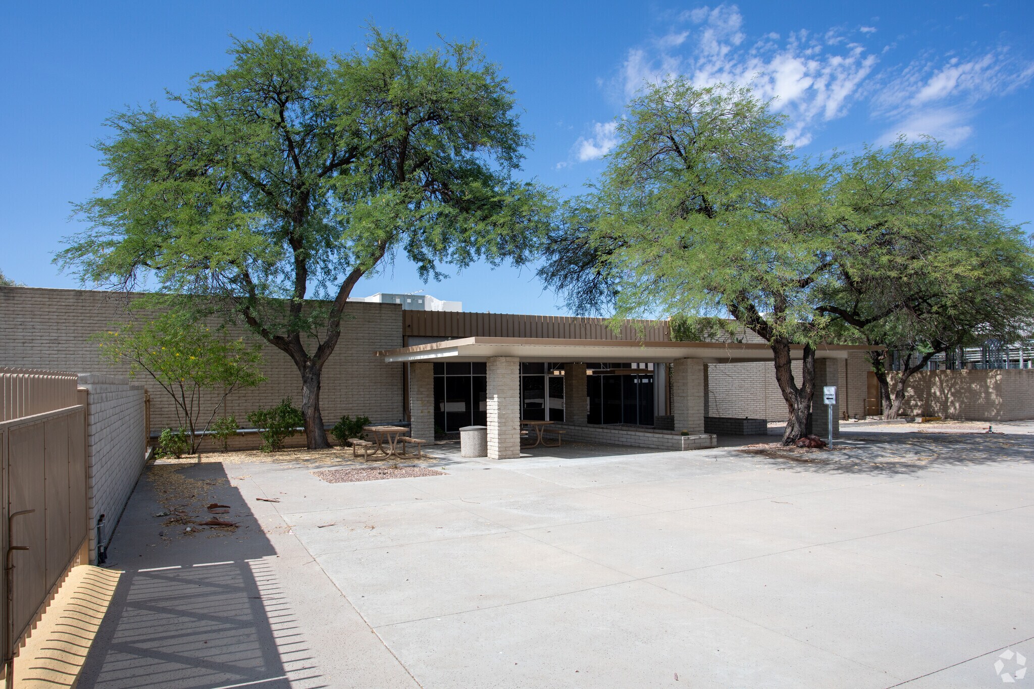 6740 S Tucson Blvd, Tucson, AZ à vendre Photo principale– Image 1 sur 15