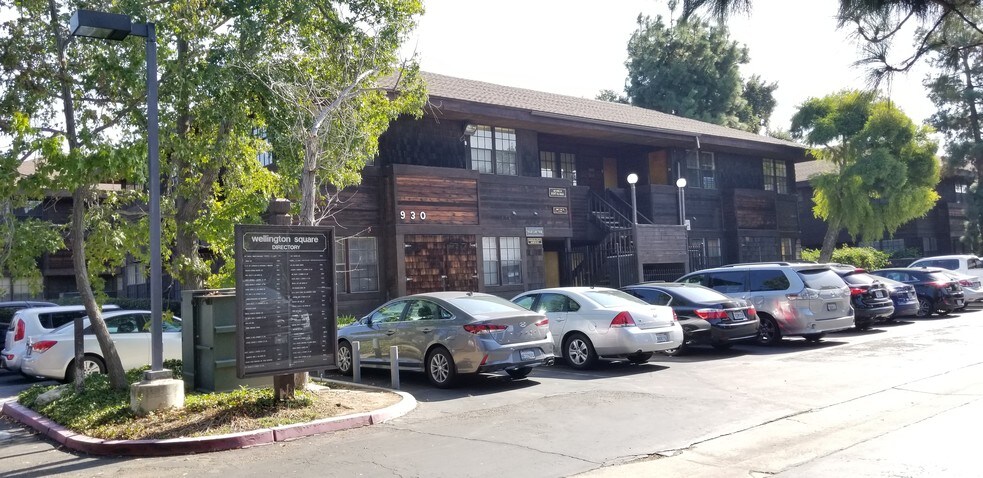 930 W 17th St, Santa Ana, CA à vendre - Photo principale – Image 1 sur 35