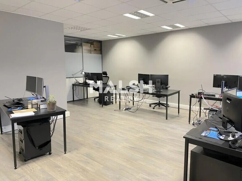 Bureau dans Lyon à louer - Photo de l’immeuble – Image 3 sur 12