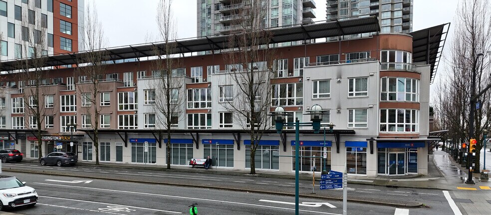 1161 The High St, Coquitlam, BC à vendre - Photo de l’immeuble – Image 3 sur 6