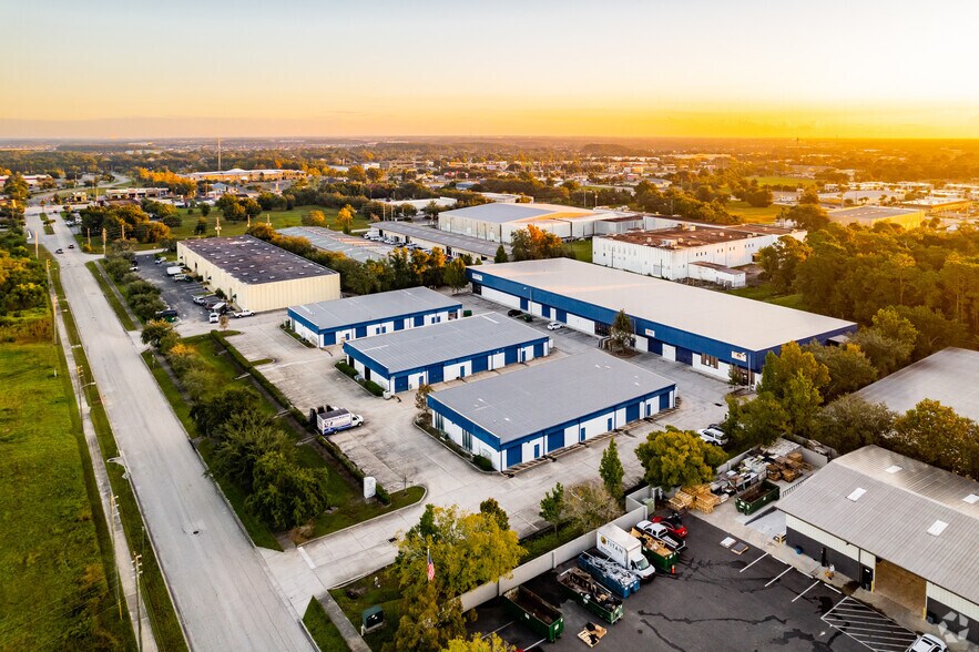 931 Armstrong Blvd, Kissimmee, FL à louer - Aérien – Image 2 sur 6