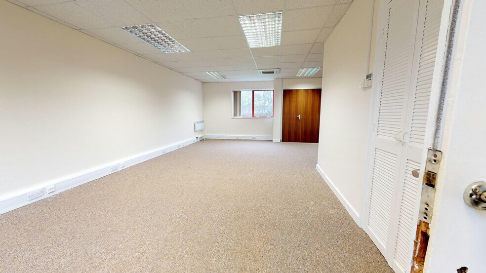 Torwood Clos, Coventry à louer - Photo de l’immeuble – Image 3 sur 14