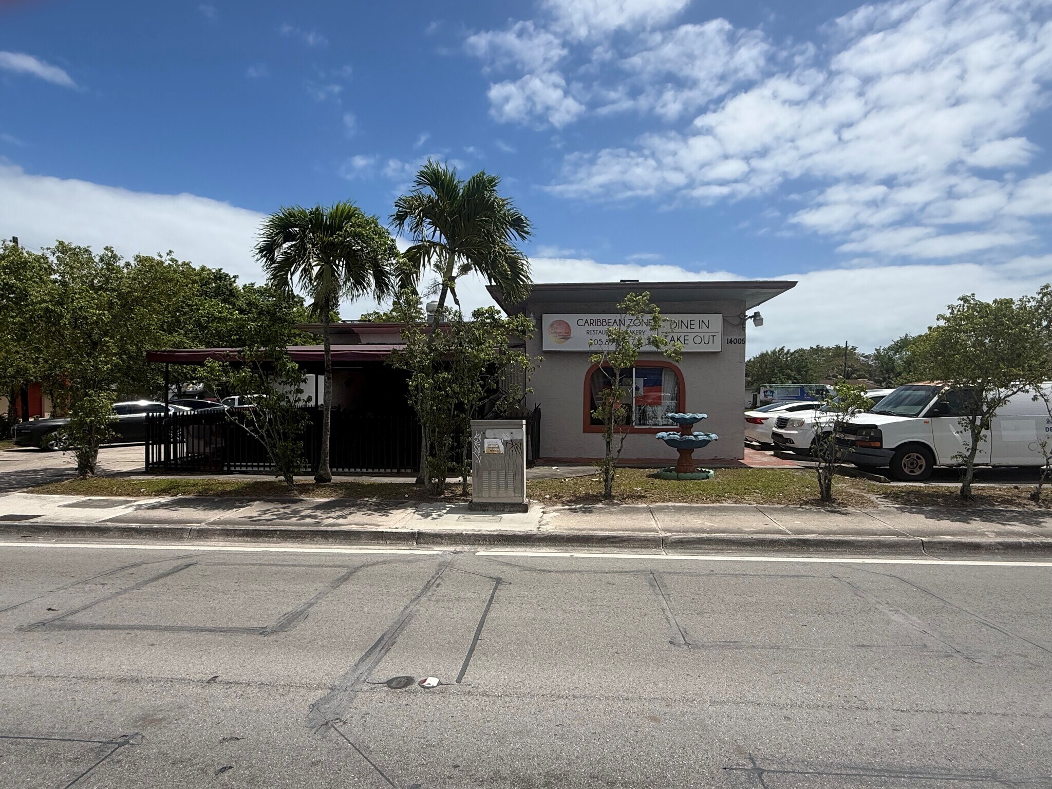 14005 W Dixie Hwy, North Miami, FL à vendre Photo principale– Image 1 sur 7