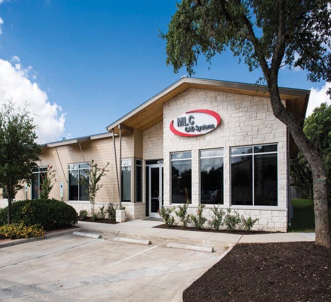 4625 W William Cannon Dr, Austin, TX à vendre - Photo de l’immeuble – Image 2 sur 11