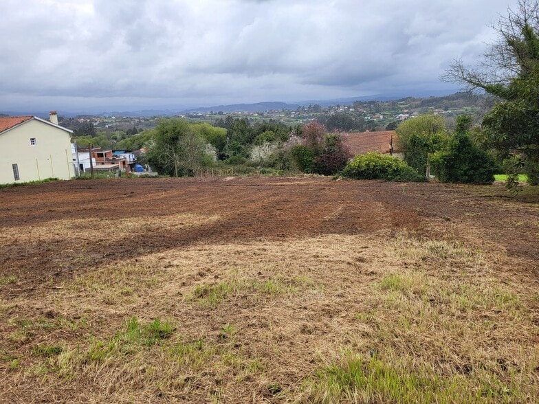 Rúa Alexandre Bóveda, 31, Oleiros, La Coruna à vendre - Photo de l’immeuble – Image 2 sur 7