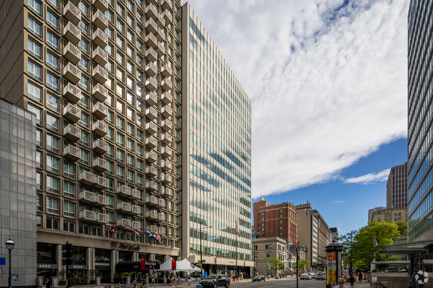 1130-1140 Rue Sherbrooke O, Montréal, QC à louer - Photo de l’immeuble – Image 2 sur 3
