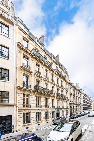 Bureau dans Paris à louer - Photo de l’immeuble – Image 2 sur 3