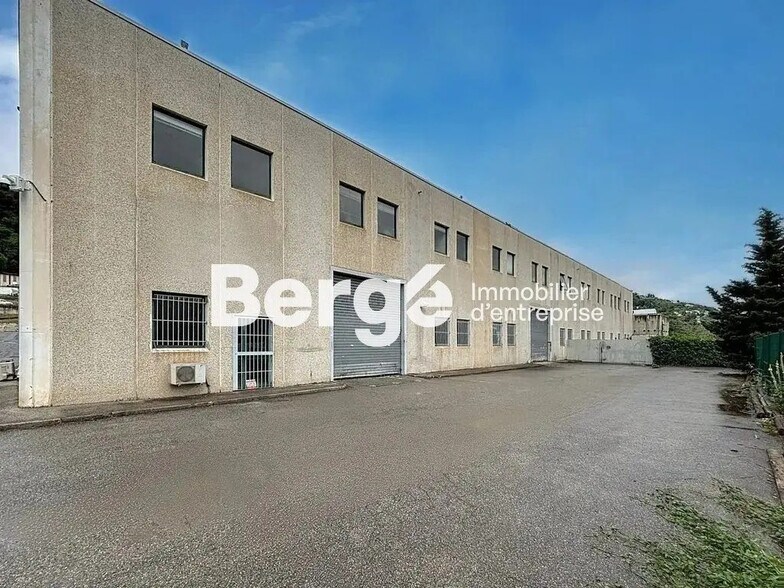 Local commercial dans Saint-Jeannet à louer - Photo de l’immeuble – Image 1 sur 15