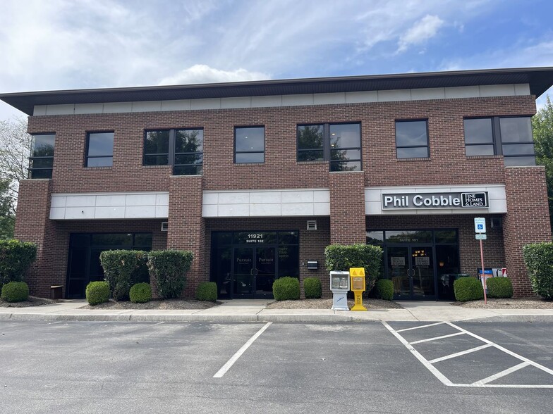 11921 Kingston Pike, Farragut, TN à louer - Photo de l’immeuble – Image 1 sur 8