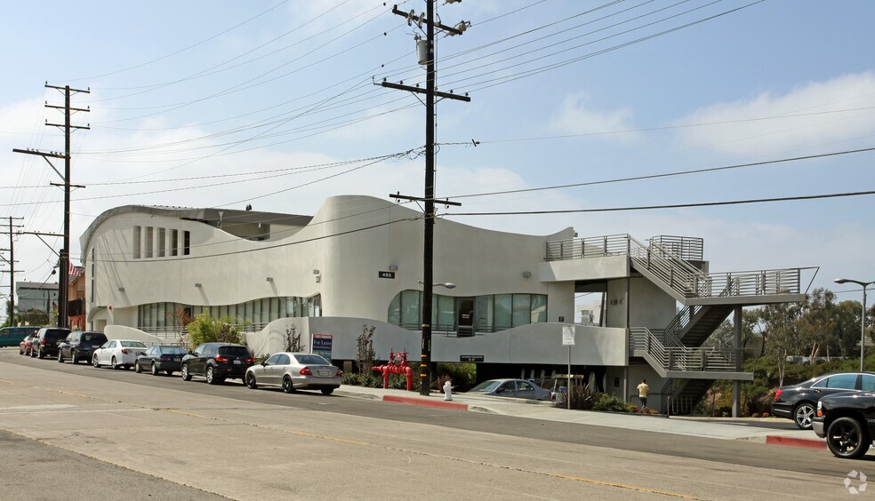 495 N Old Newport Blvd, Newport Beach, CA à louer - Photo principale – Image 1 sur 11