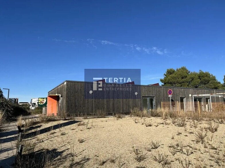 Bureau dans Vendargues à vendre - Photo de l’immeuble – Image 2 sur 11