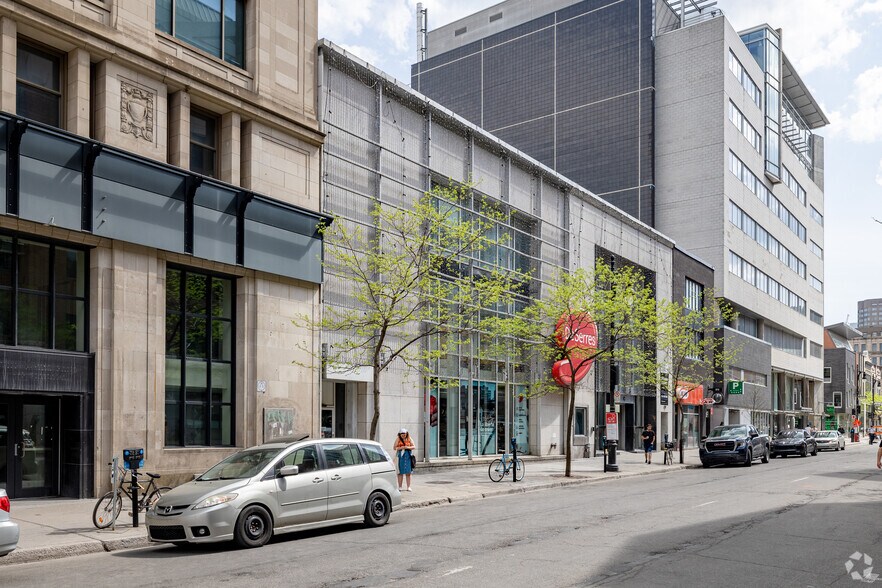 332-334 Sainte-Catherine E, Montréal, QC à vendre - Photo de l’immeuble – Image 3 sur 4