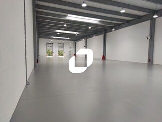 Plus de détails pour 67-69 Rue Des Chardonnerets, Tremblay-en-France - Local d'activités à louer