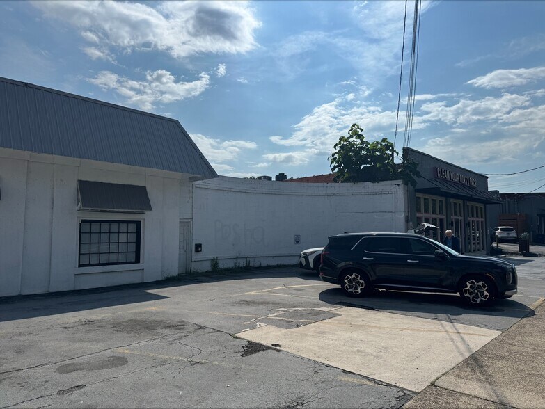 23 Cherokee Blvd, Chattanooga, TN à louer - Photo de l’immeuble – Image 2 sur 4