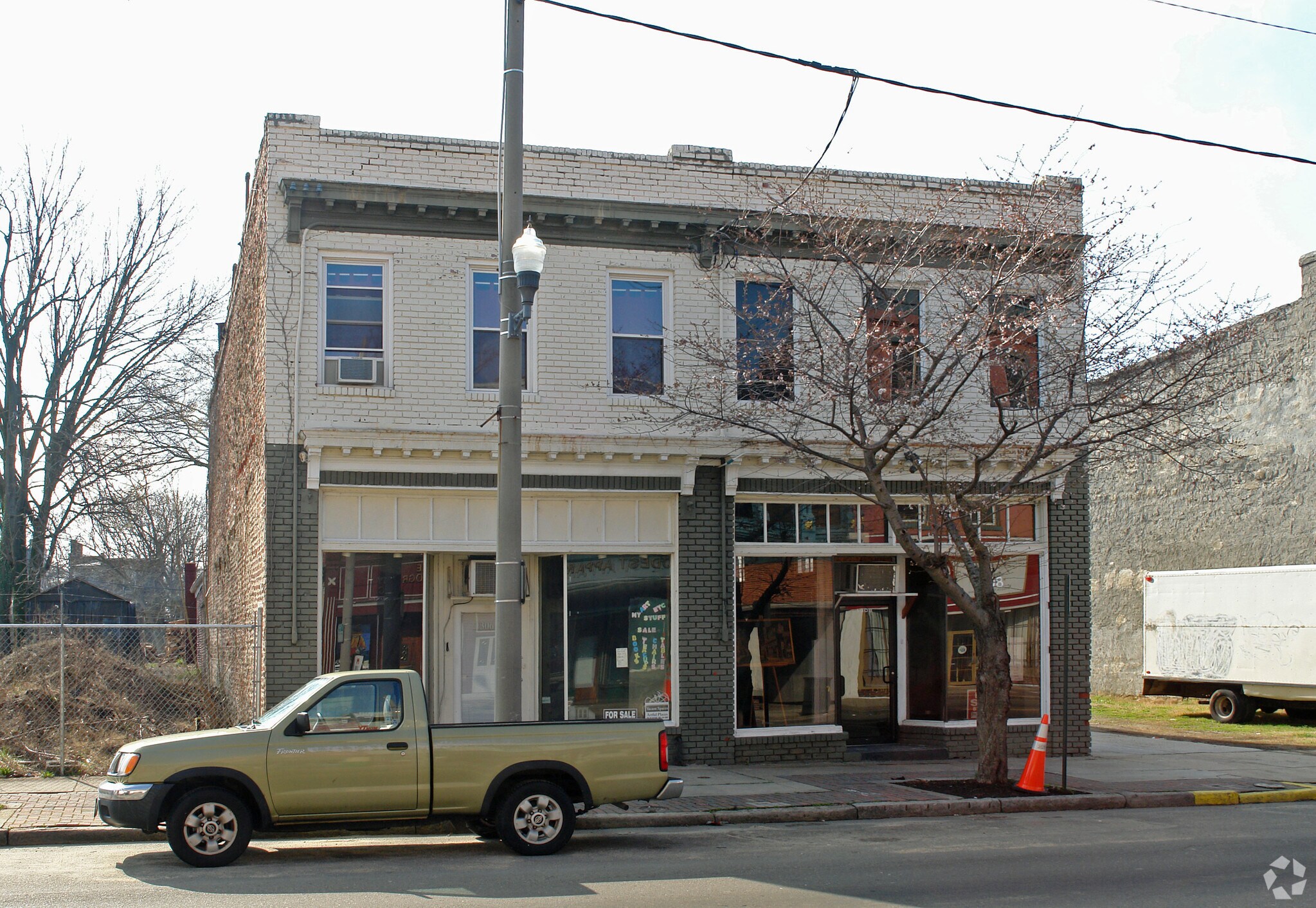 1306-1308 Hull St, Richmond, VA à vendre Photo principale– Image 1 sur 9