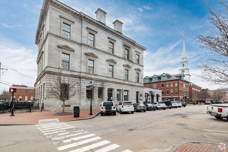40 Pleasant St, Portsmouth, NH à louer - Photo de l’immeuble – Image 2 sur 8