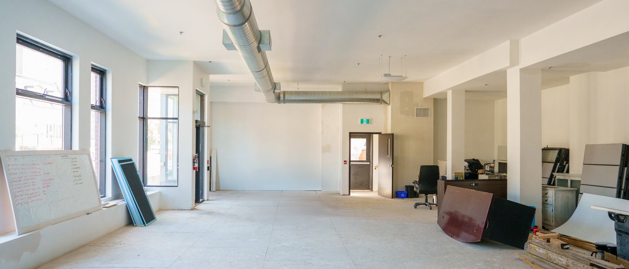 7 Maple Av, Smiths Falls, ON à louer Photo intérieure– Image 1 sur 2