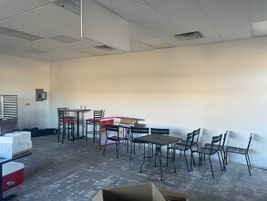 1103 Broadway St S, Menomonie, WI à vendre Photo de l’immeuble– Image 2 sur 6