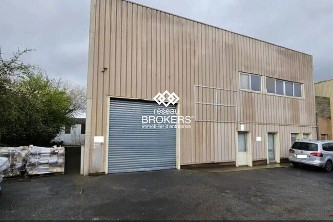 Plus de détails pour Industriel/Logistique à louer