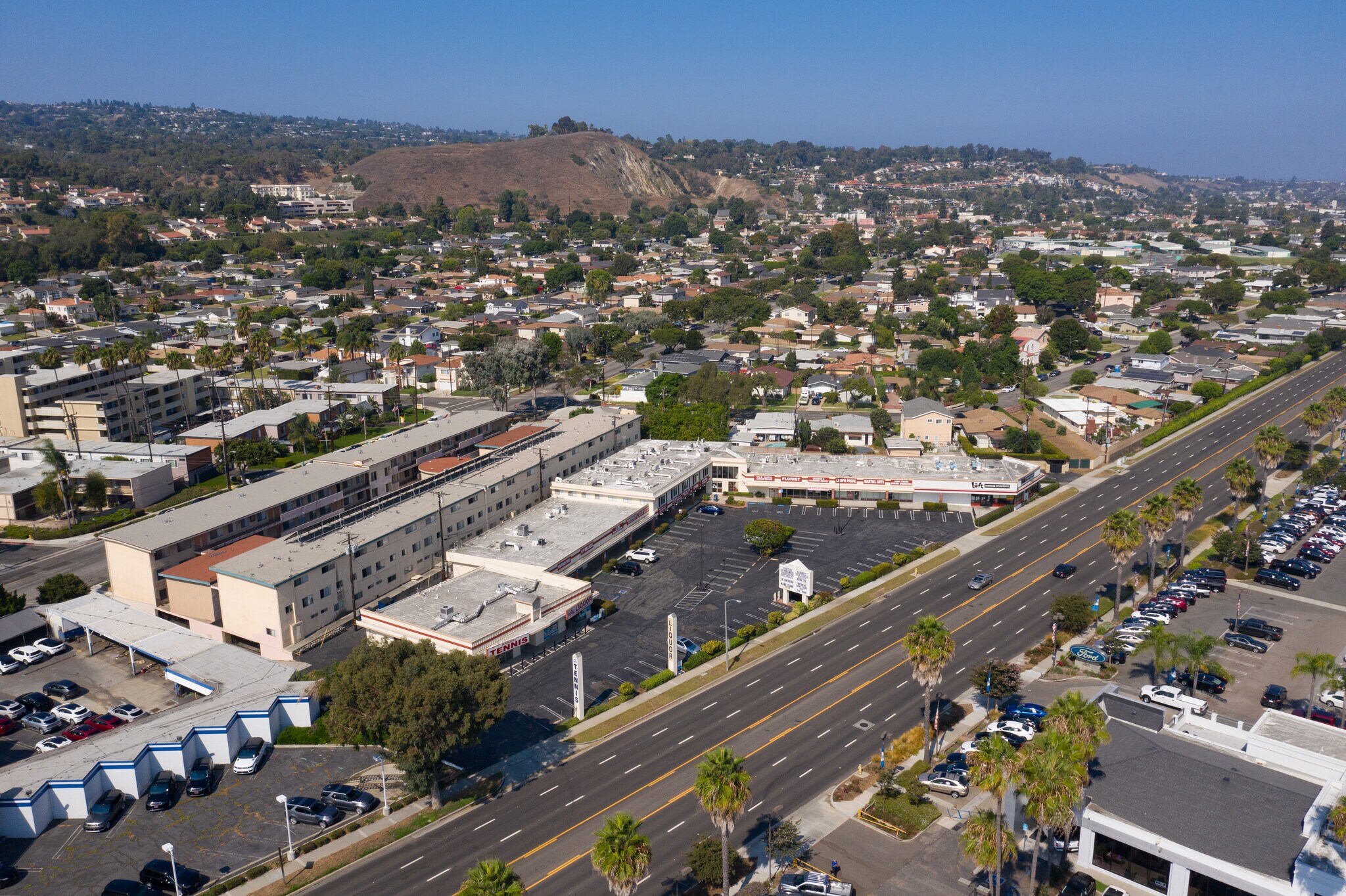 3100-3160 Pacific Coast Hwy, Torrance, CA à louer Aérien– Image 1 sur 25