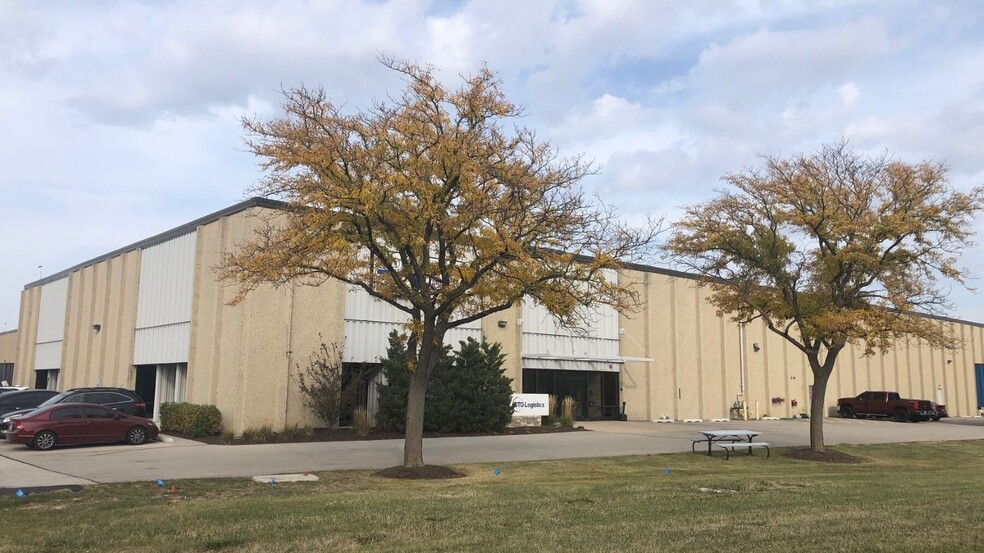 951-961 Thorndale Ave, Bensenville, IL à louer - Photo de l’immeuble – Image 1 sur 4