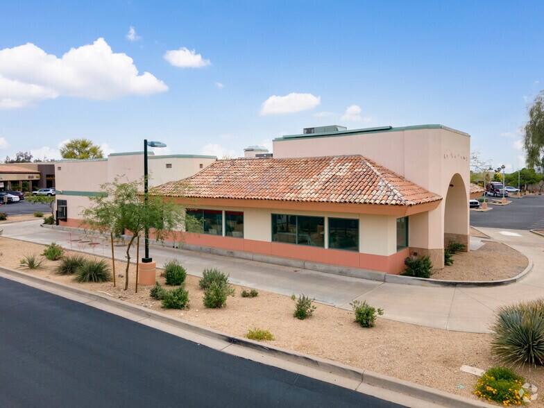 11144 N Frank Lloyd Wright Blvd, Scottsdale, AZ à louer - Photo de l’immeuble – Image 2 sur 20