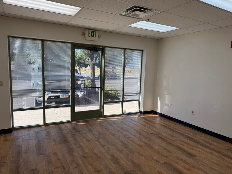 2436 Precision Dr, Minden, NV à louer - Photo de l’immeuble – Image 3 sur 6