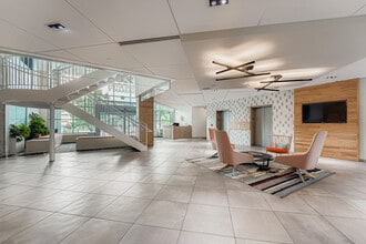 13900 E Harvard Ave, Aurora, CO à vendre Photo intérieure– Image 2 sur 15