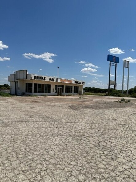 1105 E US Highway 180, Snyder, TX à vendre - Photo de l’immeuble – Image 1 sur 15