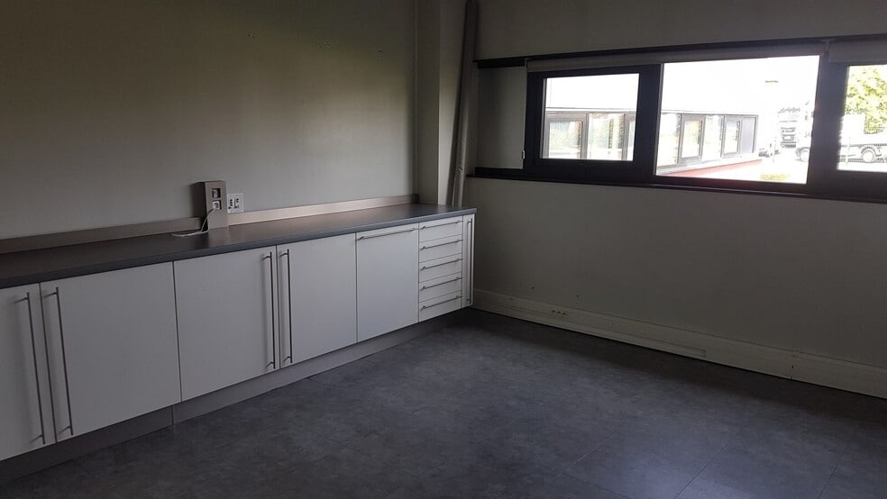 11 Rue Pablo Neruda, Villenave-d'Ornon à louer - Photo de l’immeuble – Image 3 sur 9