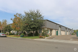 Plus de détails pour 4965 E Pontiac Way, Fresno, CA - Industriel/Logistique à louer