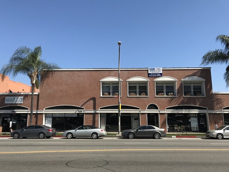 228 W Main St, Alhambra, CA à vendre - Photo de l’immeuble – Image 3 sur 17
