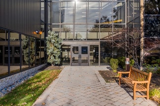 Plus de détails pour 100 Franklin Sq Dr, Somerset, NJ - Bureau/Médical à louer