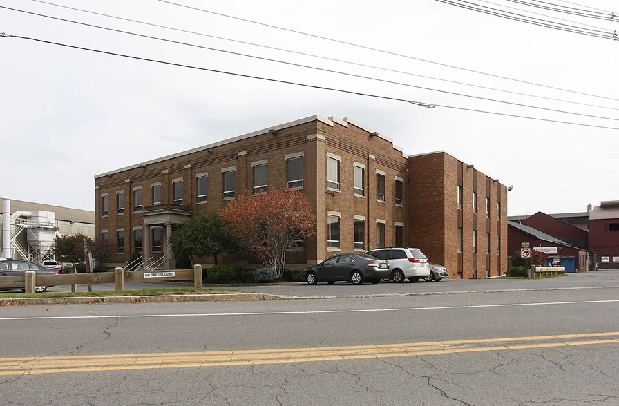 569 Bridge St, Syracuse, NY à vendre - Photo de l’immeuble – Image 3 sur 35