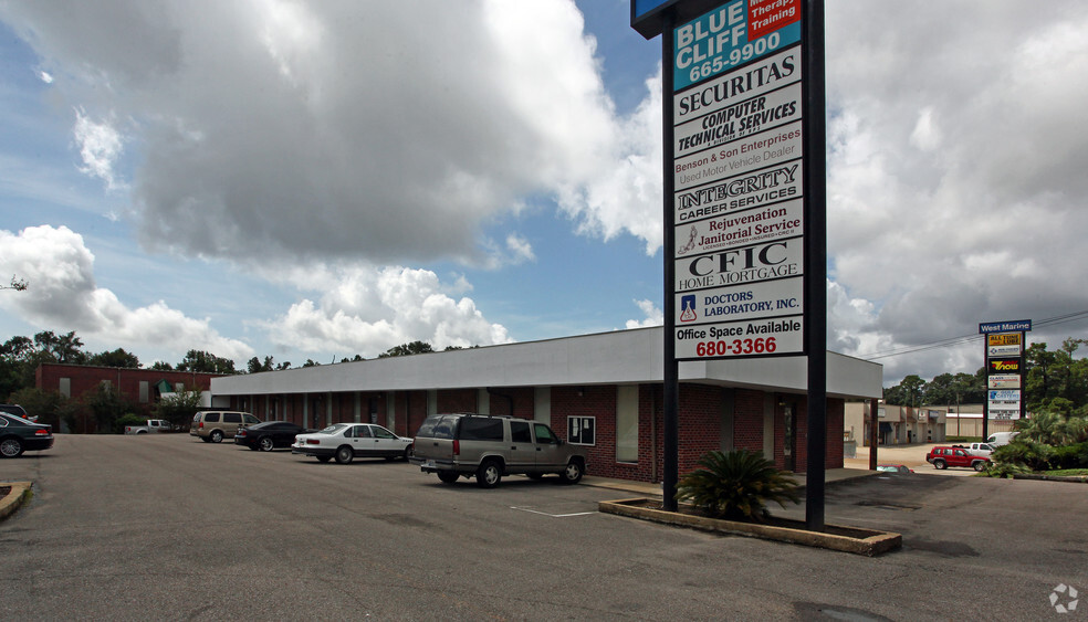 3737 Government Blvd, Mobile, AL à louer - Photo de l’immeuble – Image 3 sur 7