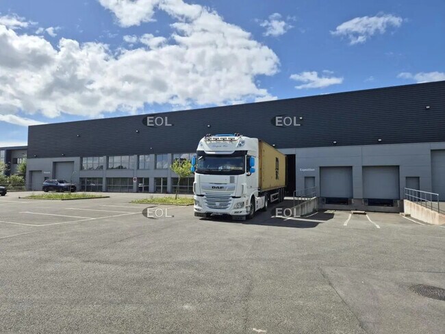 Plus de détails pour 1 Allée Des Frères Montgolfier, Noyal-Châtillon-sur-Seiche - Industriel/Logistique à louer