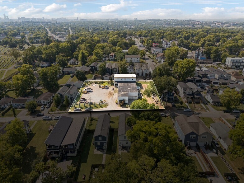 1715 Pecan St, Nashville, TN à vendre - Photo de l’immeuble – Image 2 sur 26