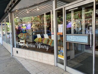 Plus de détails pour 321 State St, Saint Joseph, MI - Local commercial à vendre