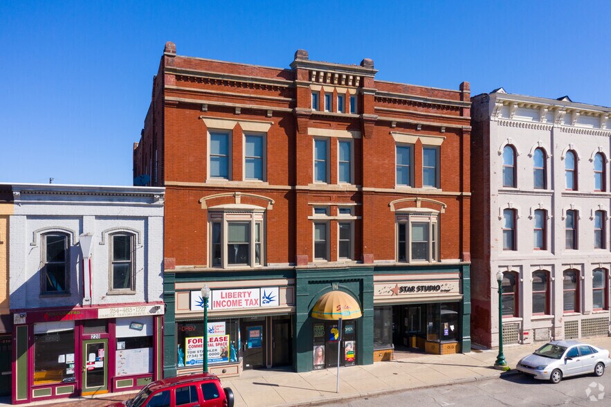 224-226 W Michigan Ave, Ypsilanti, MI à louer - Photo principale – Image 1 sur 26