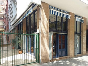 Local commercial dans Barcelone, Barcelona à louer Photo intérieure– Image 1 sur 10