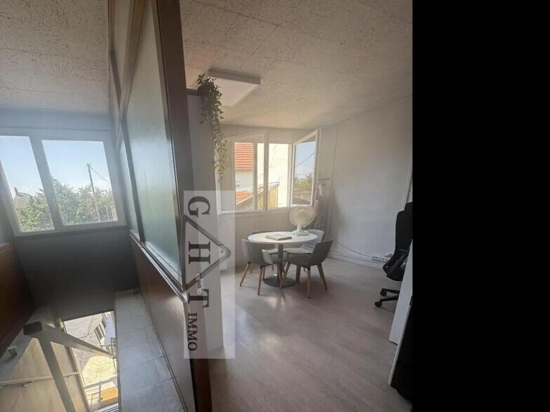 Industriel/Logistique dans Champigny-sur-Marne à louer - Photo de l’immeuble – Image 3 sur 10