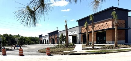 4451 S Poinciana Blvd, Kissimmee, FL à louer Photo intérieure– Image 1 sur 3